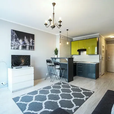 아파트 Charming Center Of *